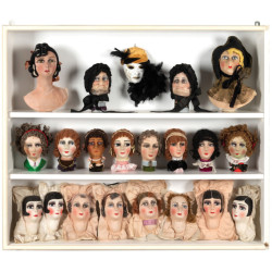 0496 BOUDOIR DOLLS