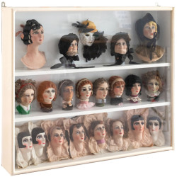 0496 BOUDOIR DOLLS