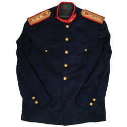 0639 UNIFORM OF SENIOR OFFICER