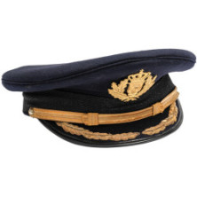 0639 UNIFORM OF SENIOR OFFICER