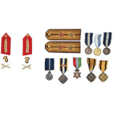 0255 MILITARY MEDALS